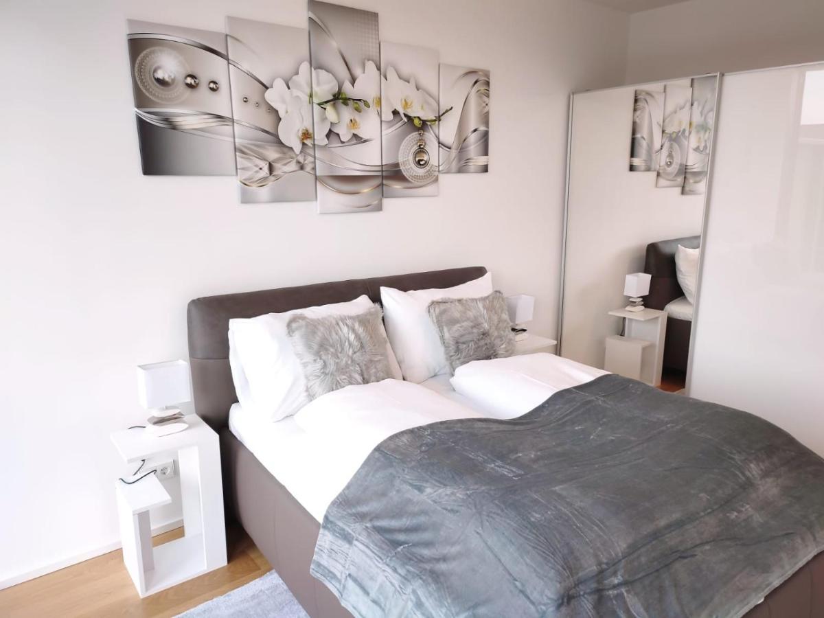 Panorama Apartment Vienna - Free Parking, Sauna & Fitness Εξωτερικό φωτογραφία